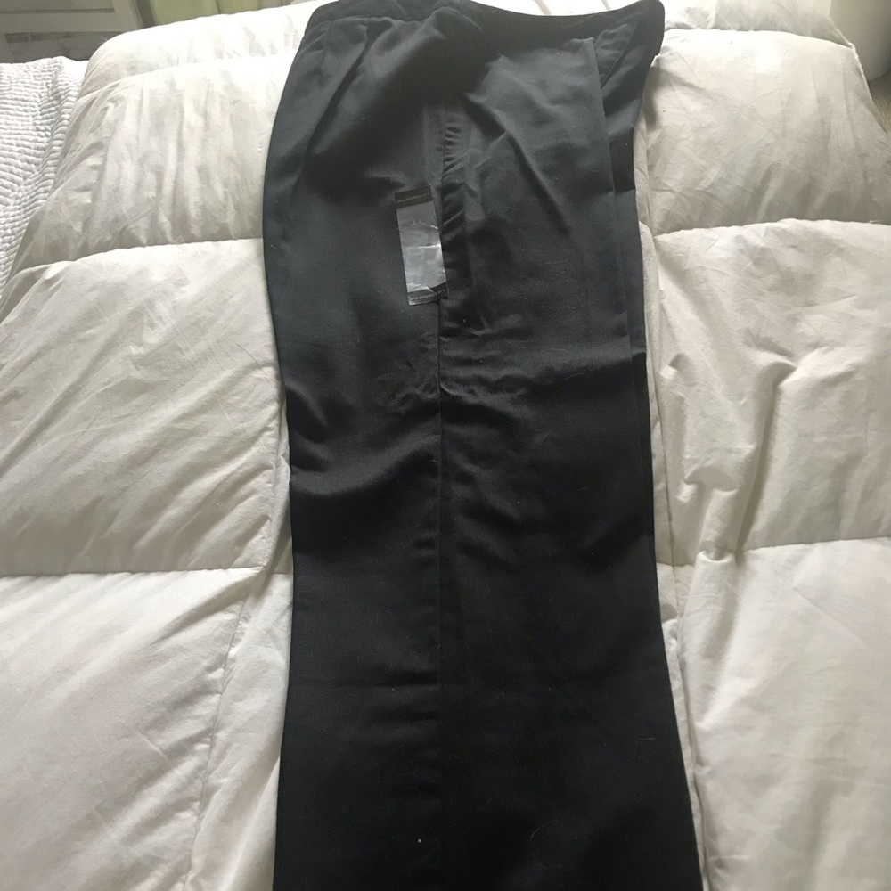 Women’s New Liz Claiborne Black Size 14 pants
